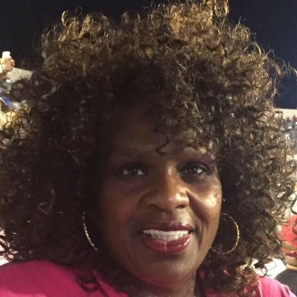 Meet your Posher, Carnisa - Picture 1 of 1